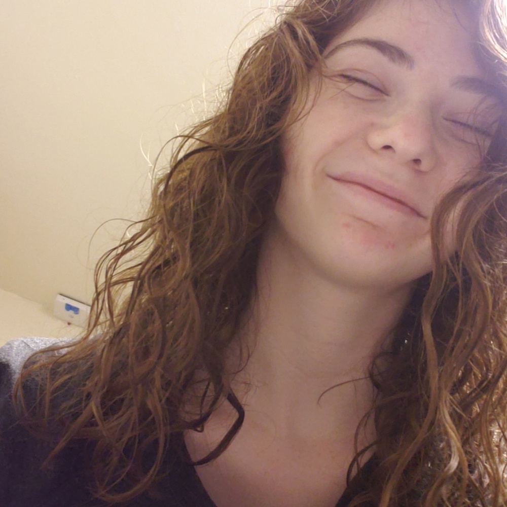 Meet your Posher, Caitlyn